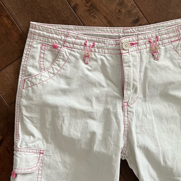 Beige capris with pink stitching (low waisted fit) - Picture 2 of 4